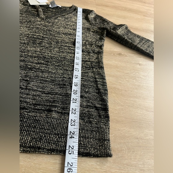 Carmen Marc Valvo Metallic Sweater Blouse Black Gold SZ S NWT - Picture 6 of 8